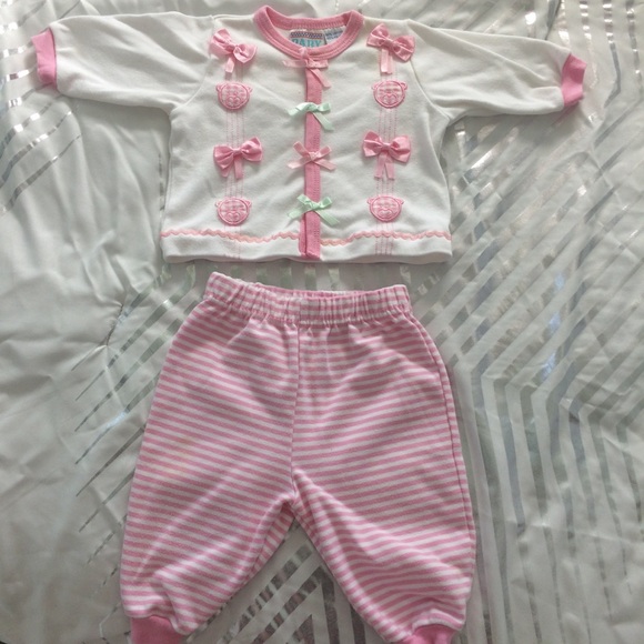 Baby Kisses Matching Top/Pants Set 3/6 Months - Picture 1 of 7